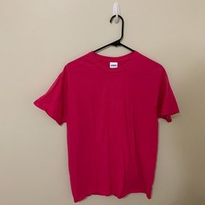 Super cute hot pink t shirt ❤️